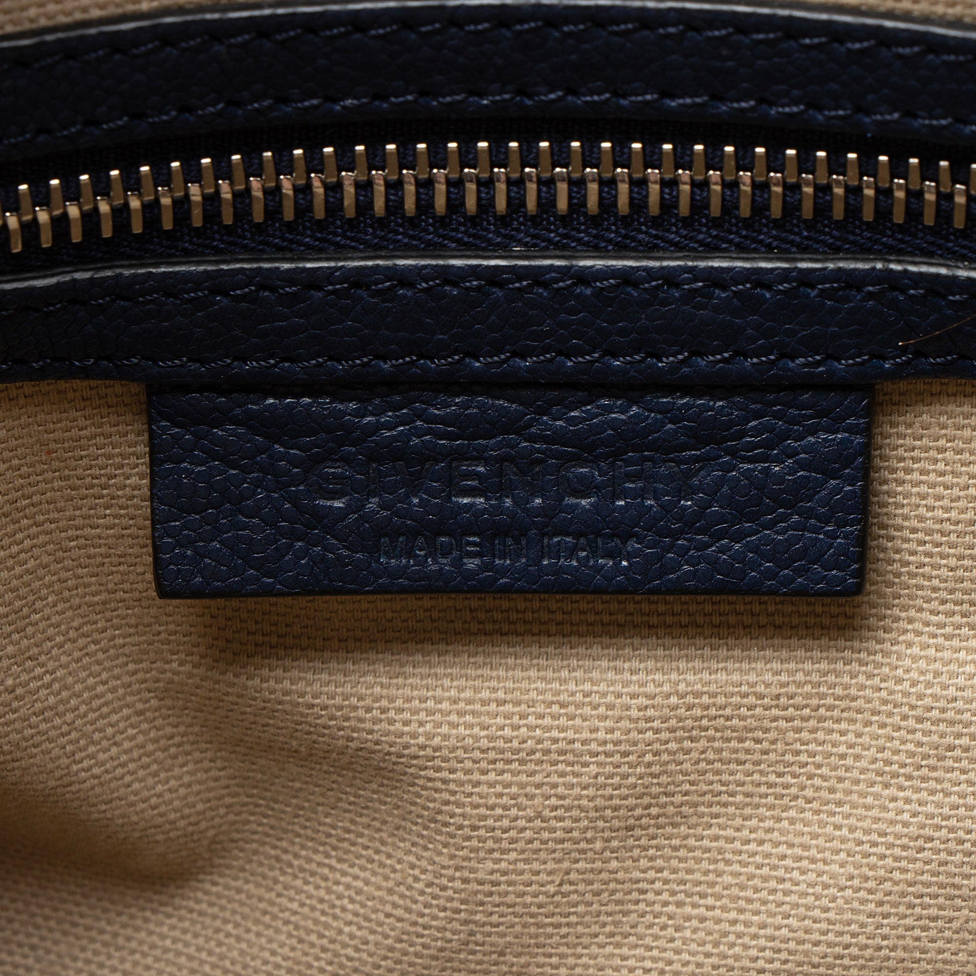 Givenchy Sugar Goatskin Antigona Small Satchel