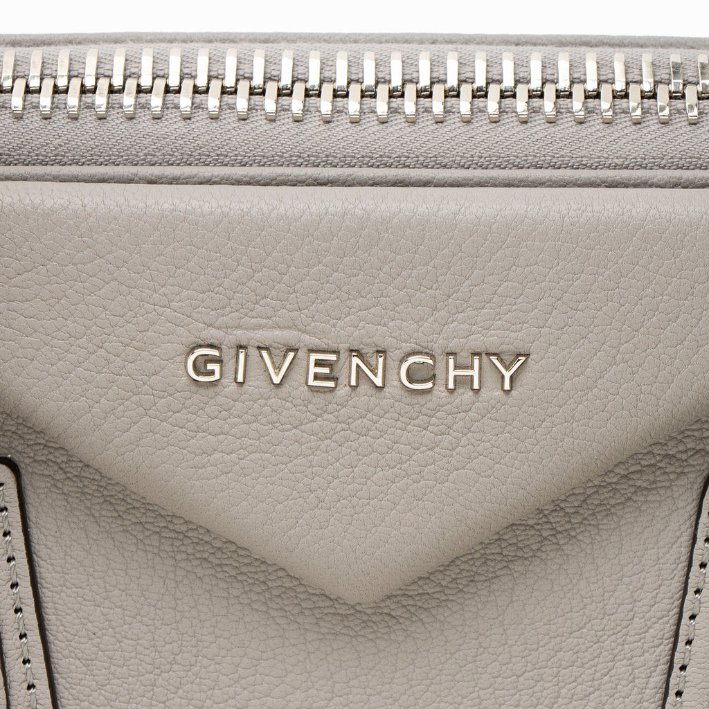 Givenchy Sugar Goatskin Antigona Small Satchel