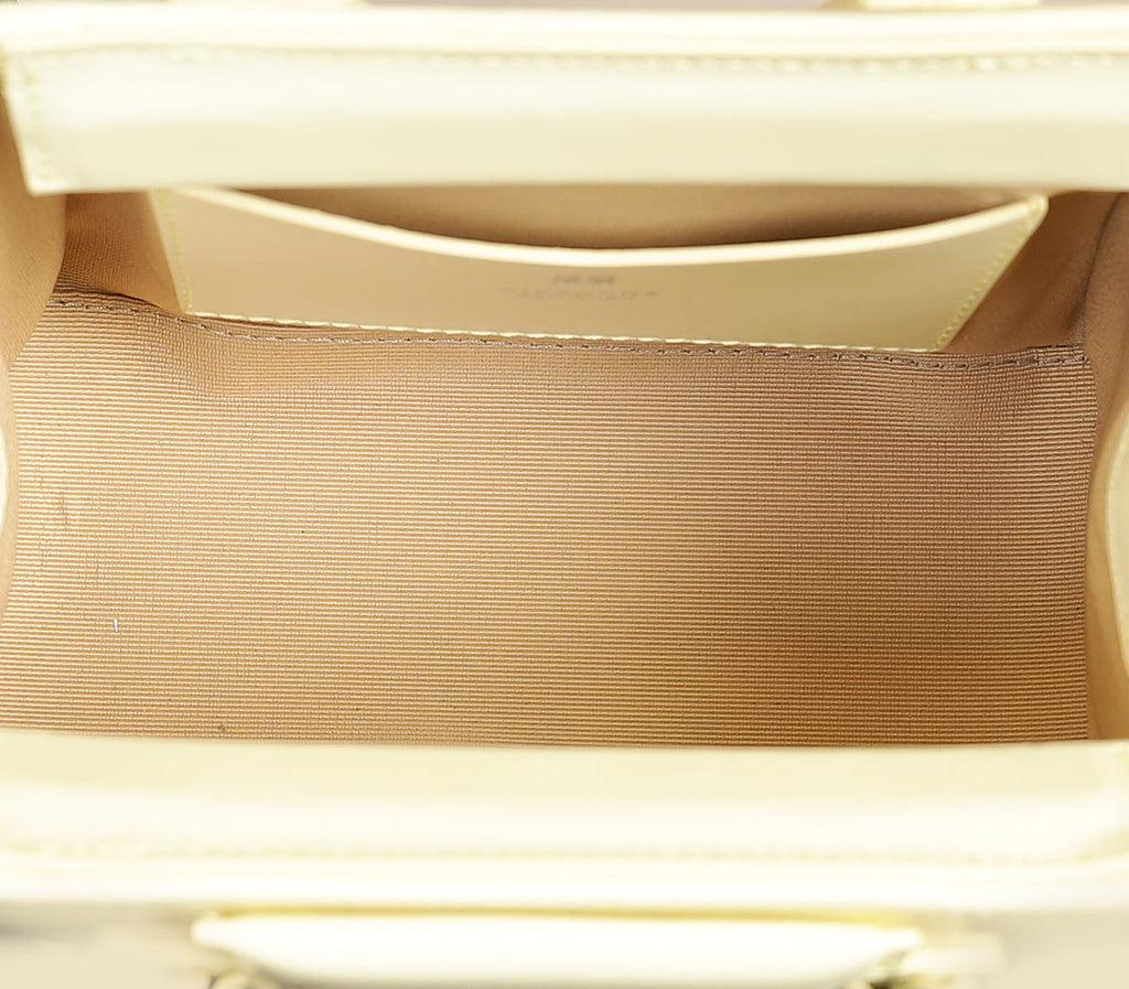 Givenchy Butter Antigona Toy Bag