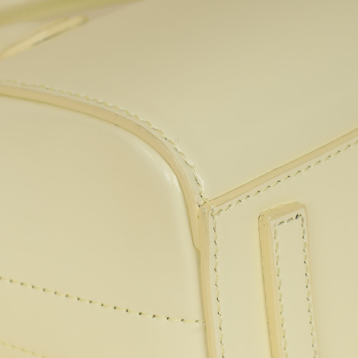 Givenchy Butter Antigona Toy Bag