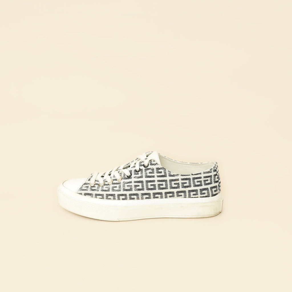 Givenchy Bicolor City 4G Jacquard Sneakers 42