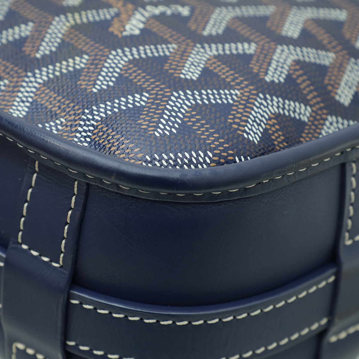Goyard Navy Blue Goyardine Belvedere MM Messenger Bag