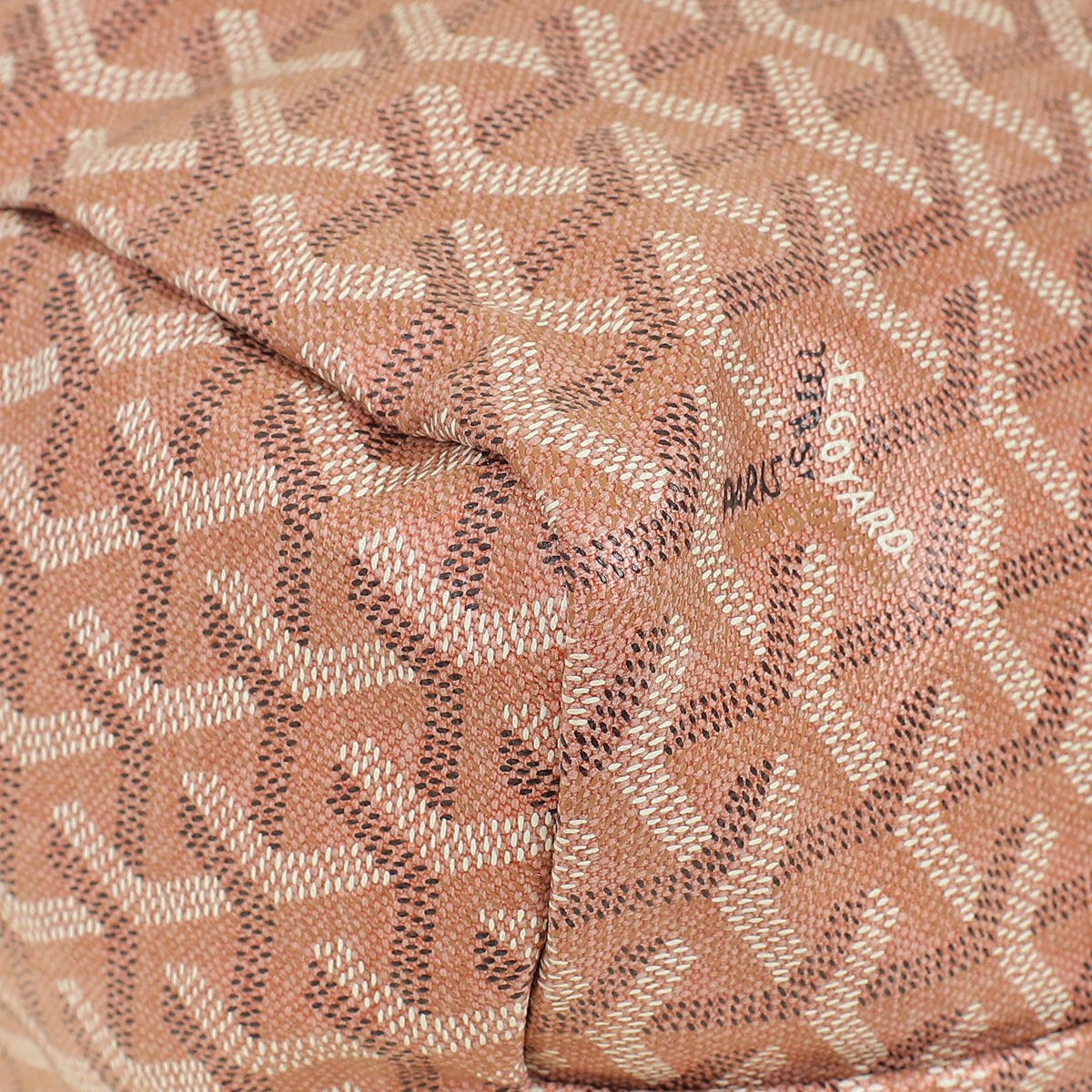 Goyard Pearly Coral Limited Edition 2024 Goyardine Saint Louis PM Bag