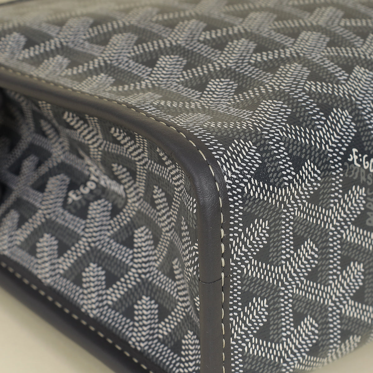 Goyard Grey Goyardine Jouvence GM Toiletry Bag