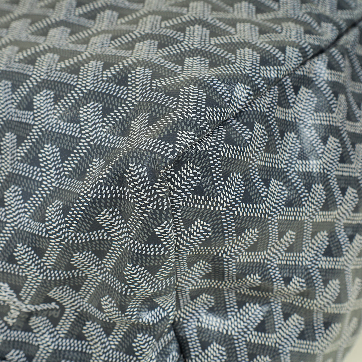 Goyard Grey Goyardine Saint Louis GM Bag W/ Clip