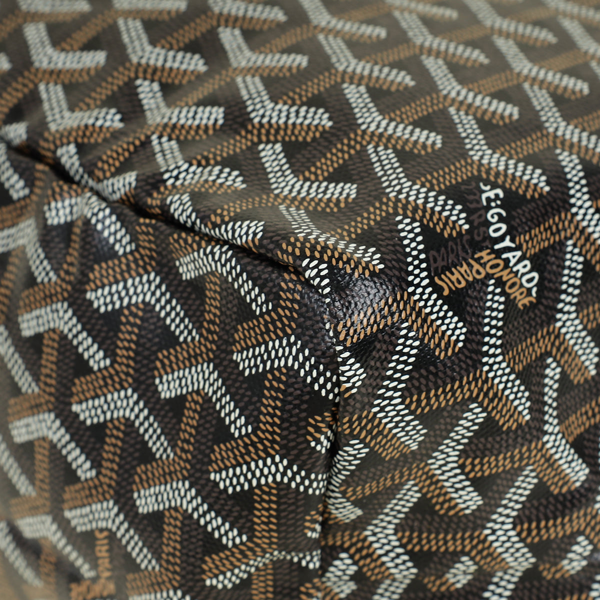 Goyard Black Saint Louis PM Bag W/ Croc Universel Fastening