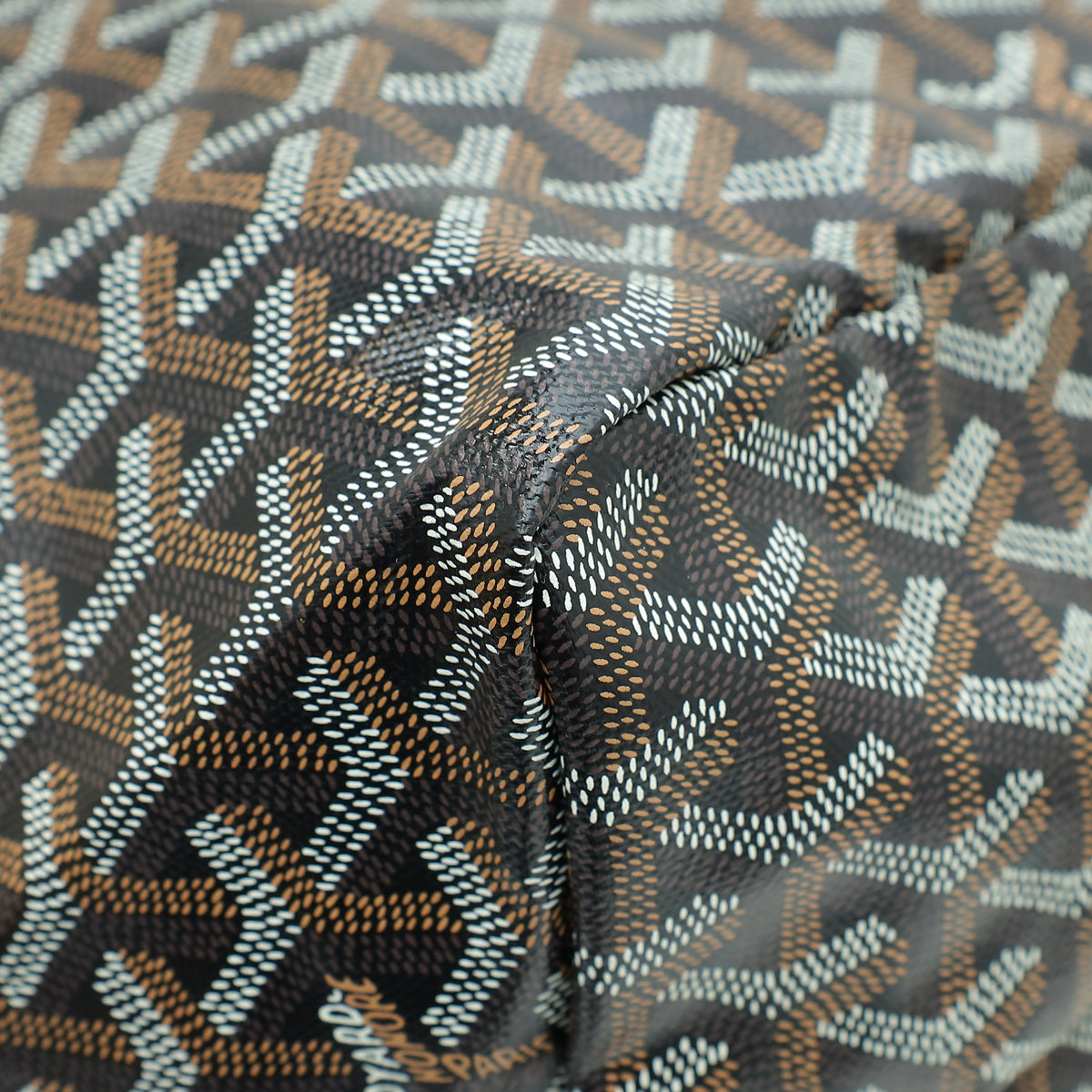 Goyard Bicolor Goyardine Saint Louis GM Bag