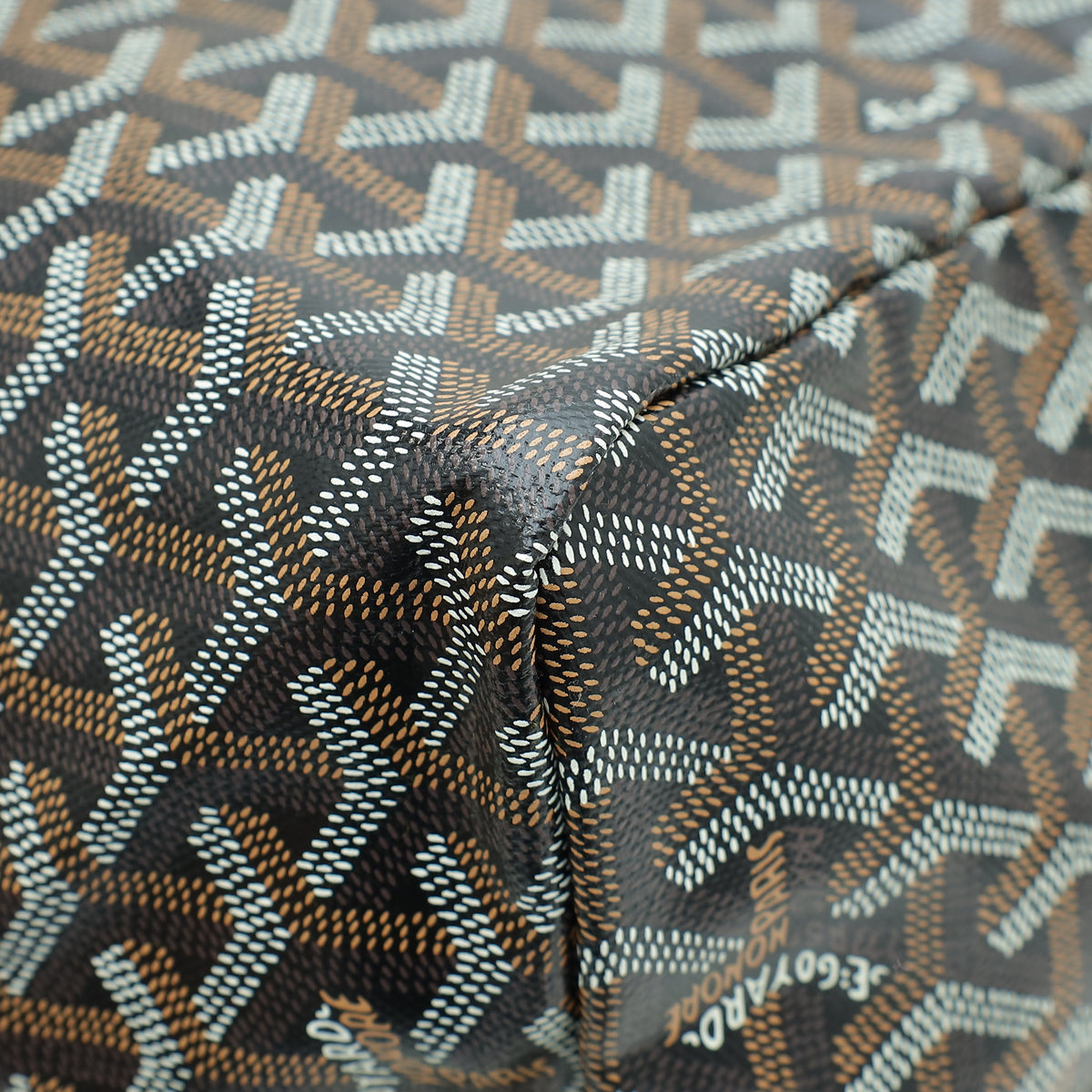 Goyard Bicolor Goyardine Saint Louis GM Bag