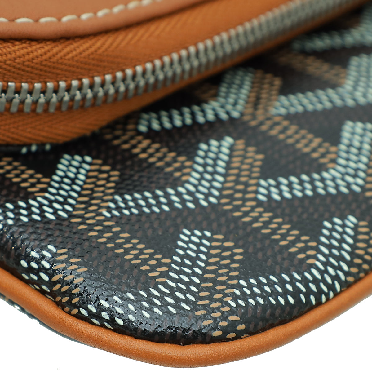 Goyard Bicolor Goyardine Sainte Marie MM Soft Clutch