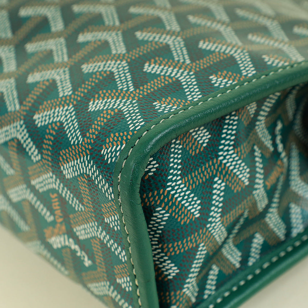 Goyard Green Goyardine Jouvence MM Toiletry Bag