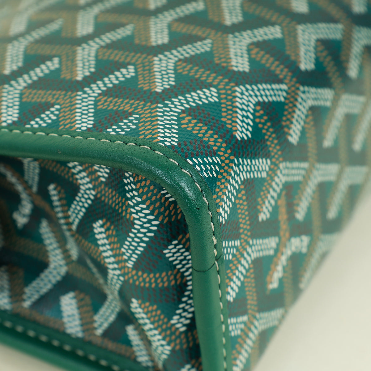 Goyard Green Goyardine Jouvence MM Toiletry Bag