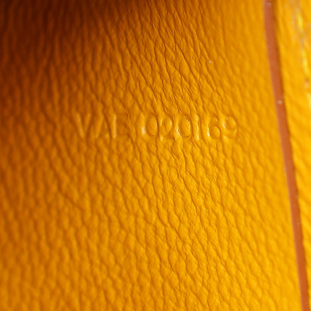 Goyard Bicolor Goyardine Victoire Wallet