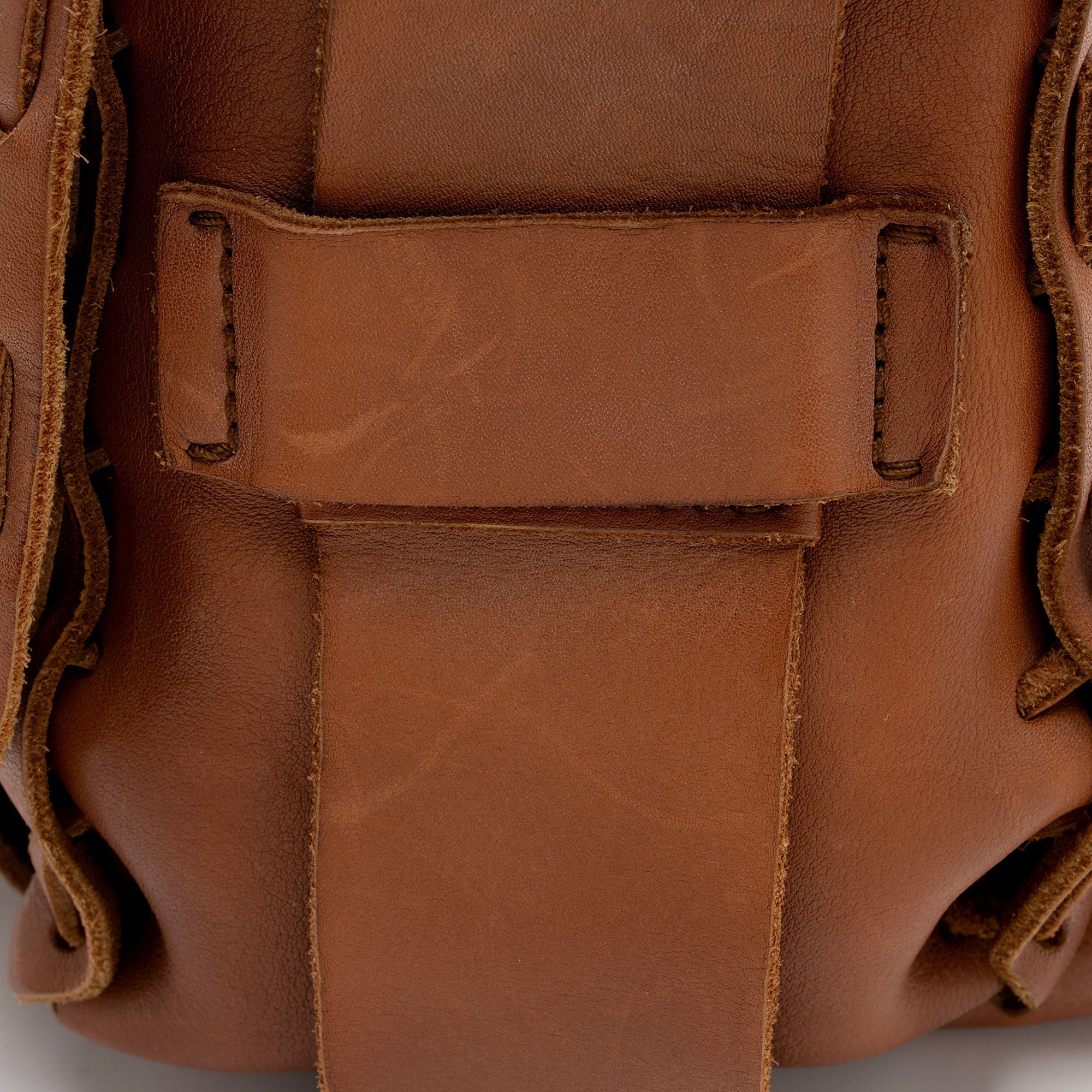 Gucci Aged Leather GG Marmont Messenger Bag (SHF-Z3pkBz)