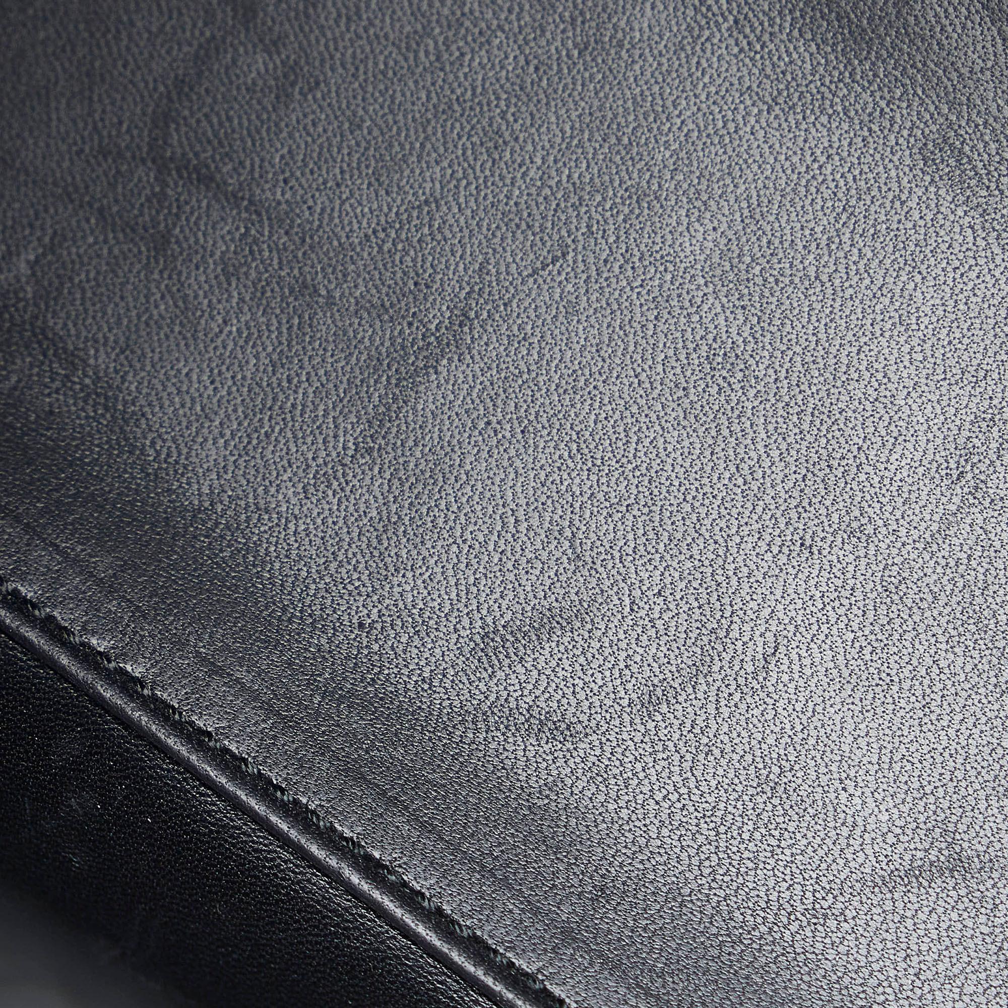Gucci Embossed Jackie Bardot (SHG-SlfkF7)