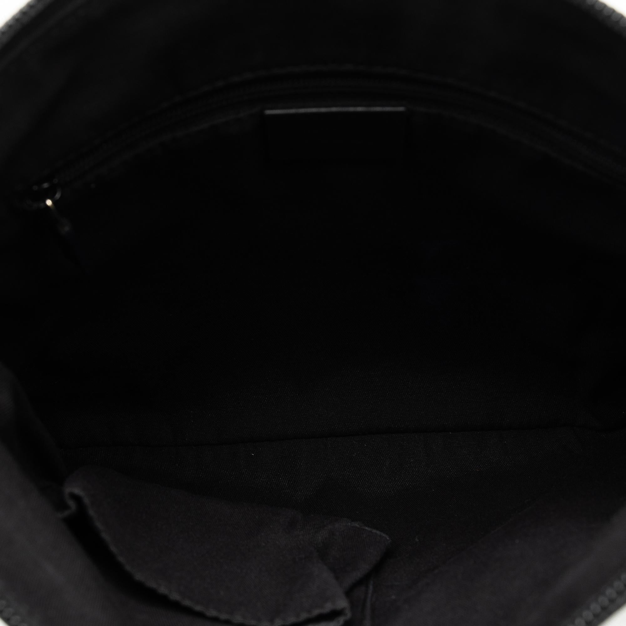 Gucci Embossed Leather Horsebit Crossbody Bag (SHG-KBNslG)