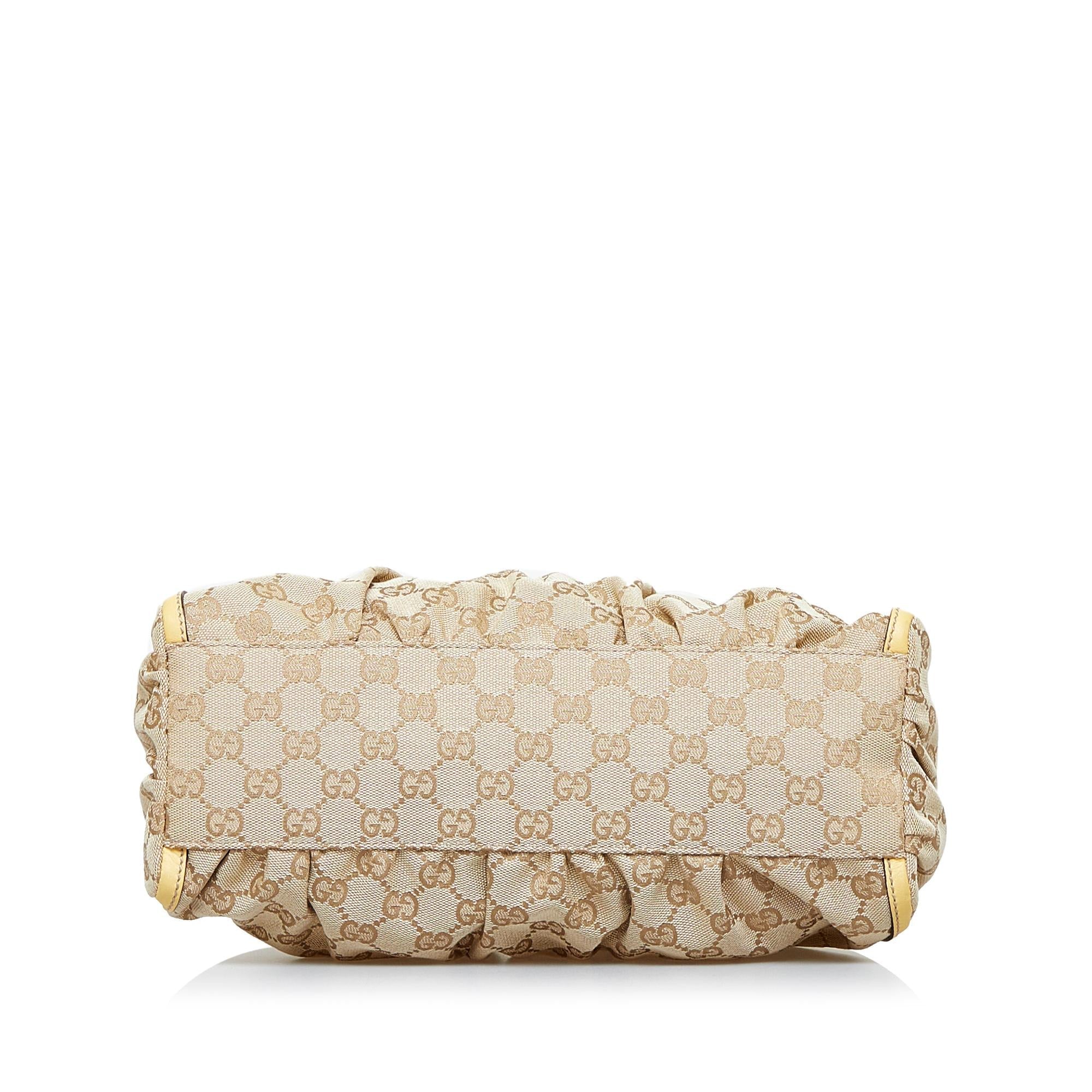 Gucci GG Canvas Abbey D-Ring Handbag (SHG-VCsNdf)