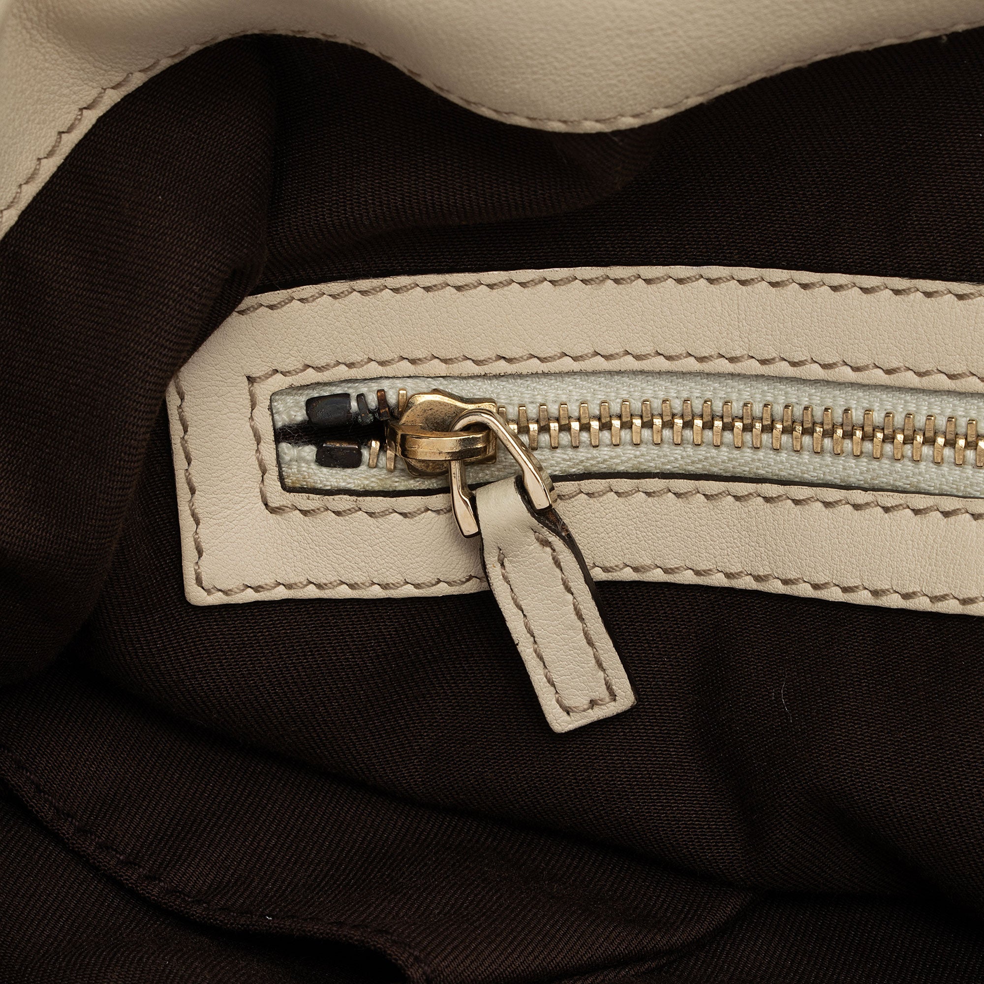 Gucci GG Canvas Bamboo Peggy Shoulder Bag (SHF-Ygbm96)