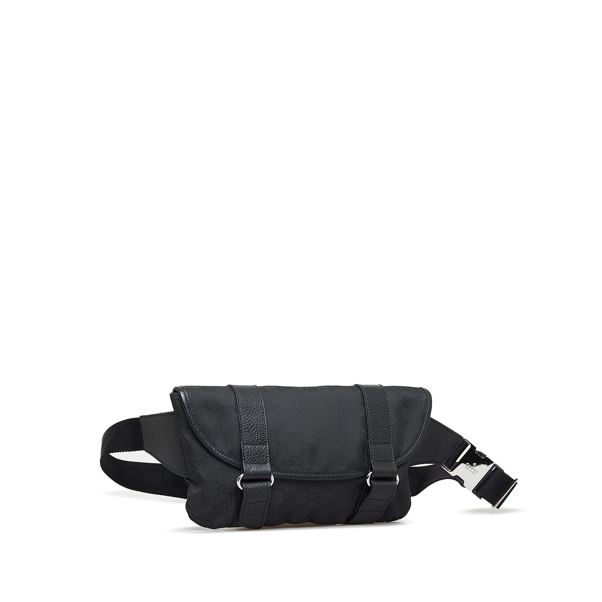 Gucci GG Canvas Belt Bag (SHG-qYB0KP)