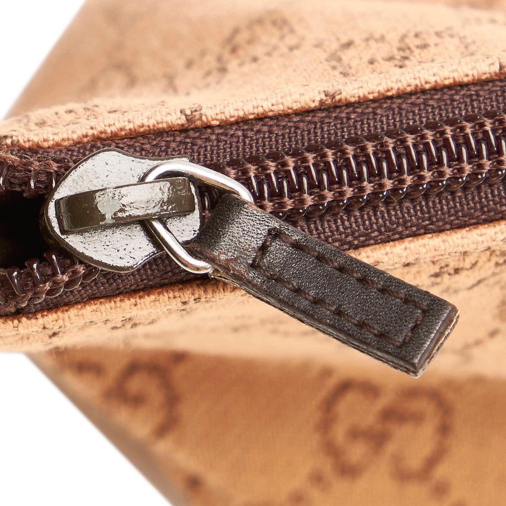 Gucci GG Canvas Boat Baguette (SHG-29827)