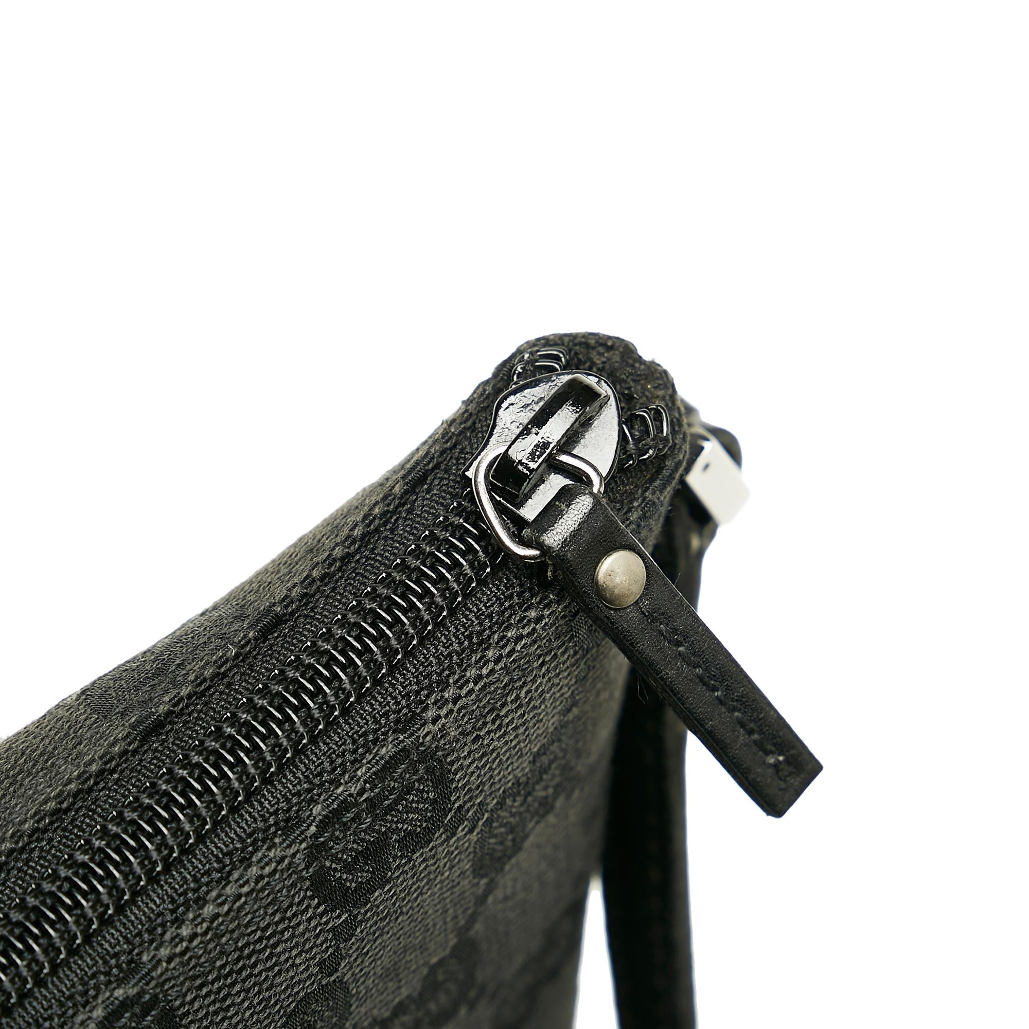 Gucci GG Canvas Boat Baguette (SHG-31770)