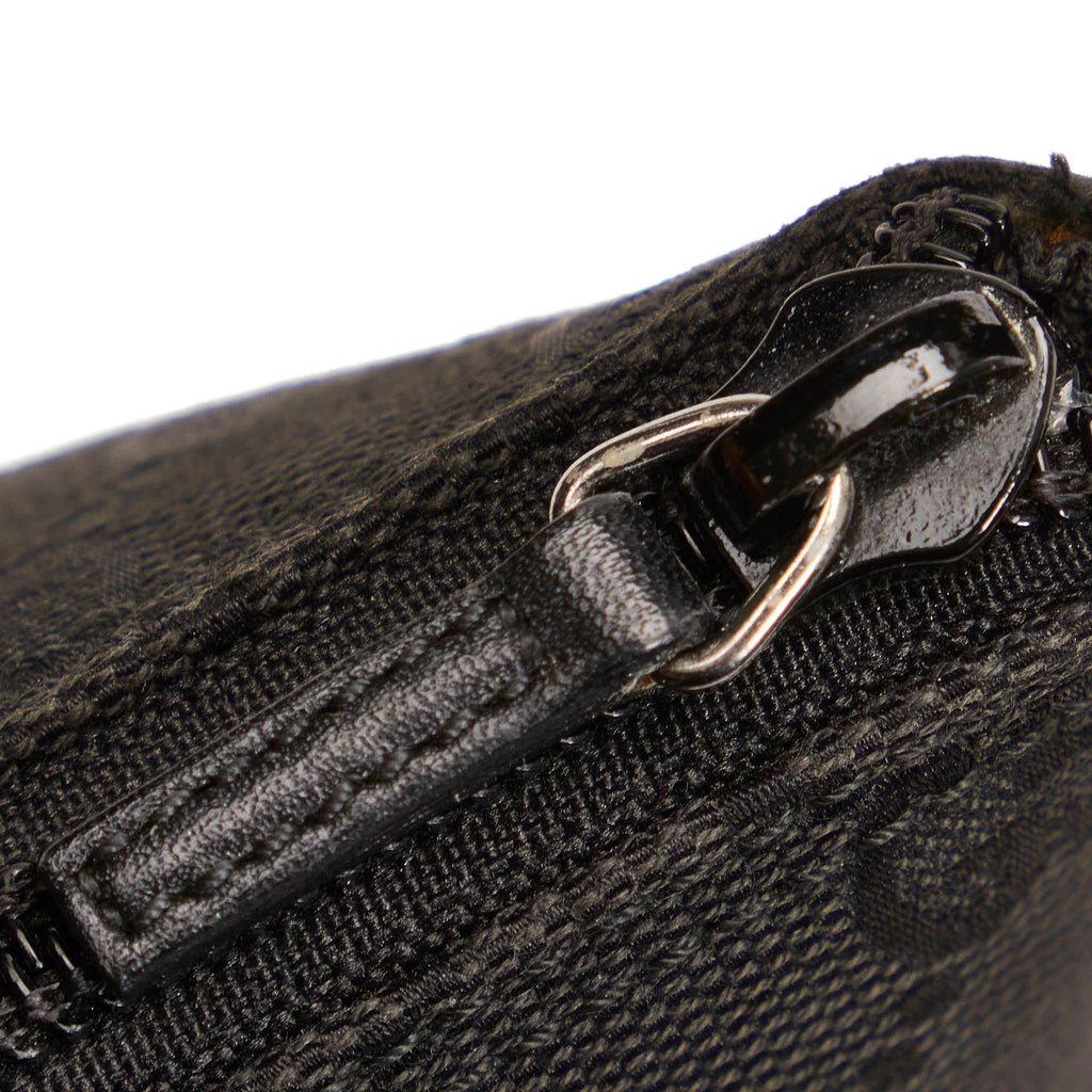 Gucci GG Canvas Boat Baguette (SHG-32409)