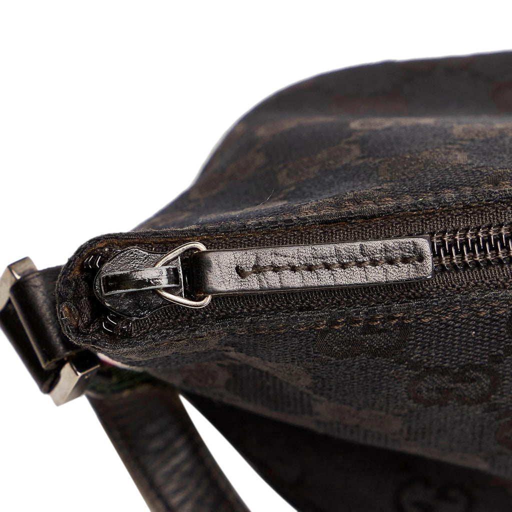 Gucci GG Canvas Boat Baguette (SHG-36569)