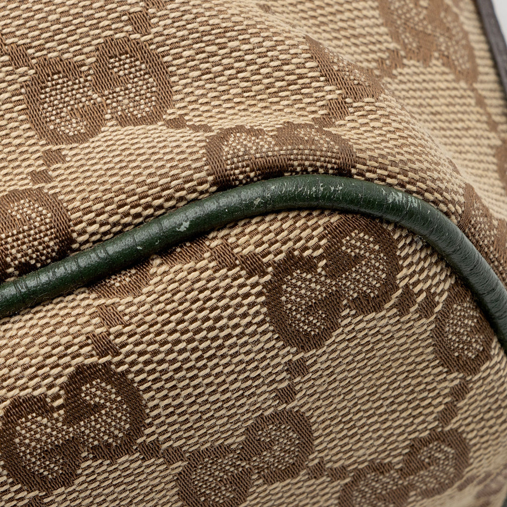 Gucci GG Canvas Classic Pochette (SHF-QPrDNd)