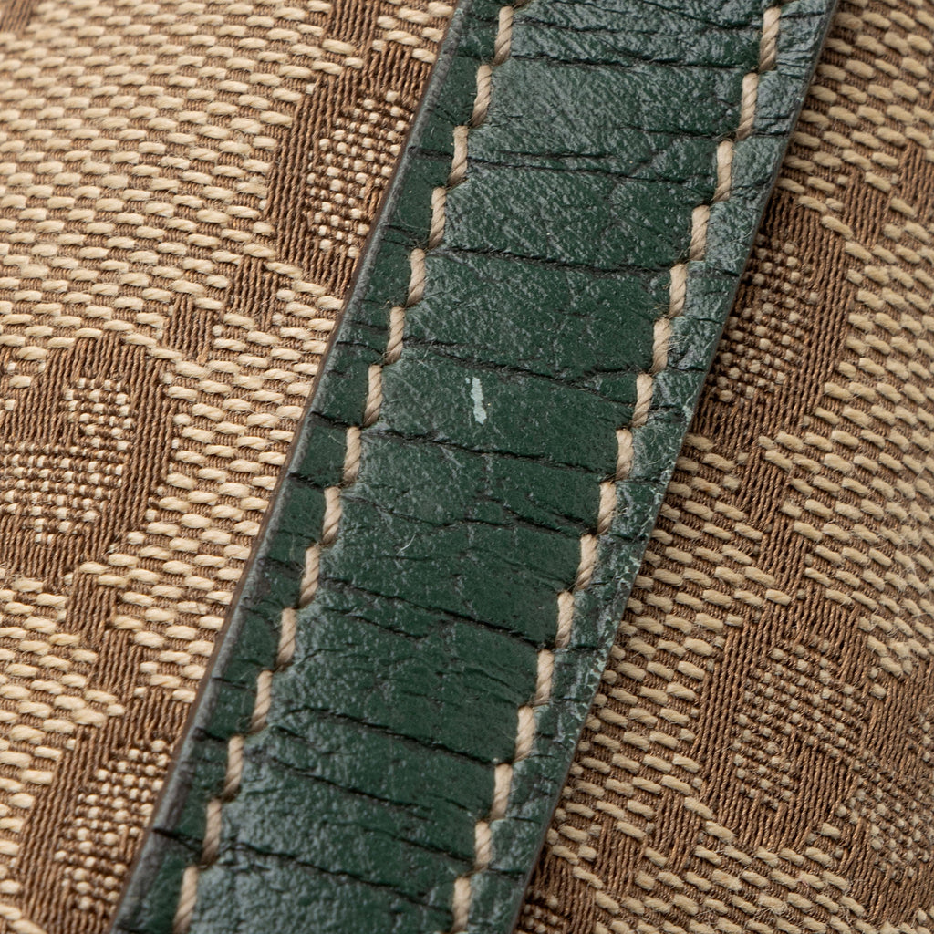 Gucci GG Canvas Classic Pochette (SHF-QPrDNd)