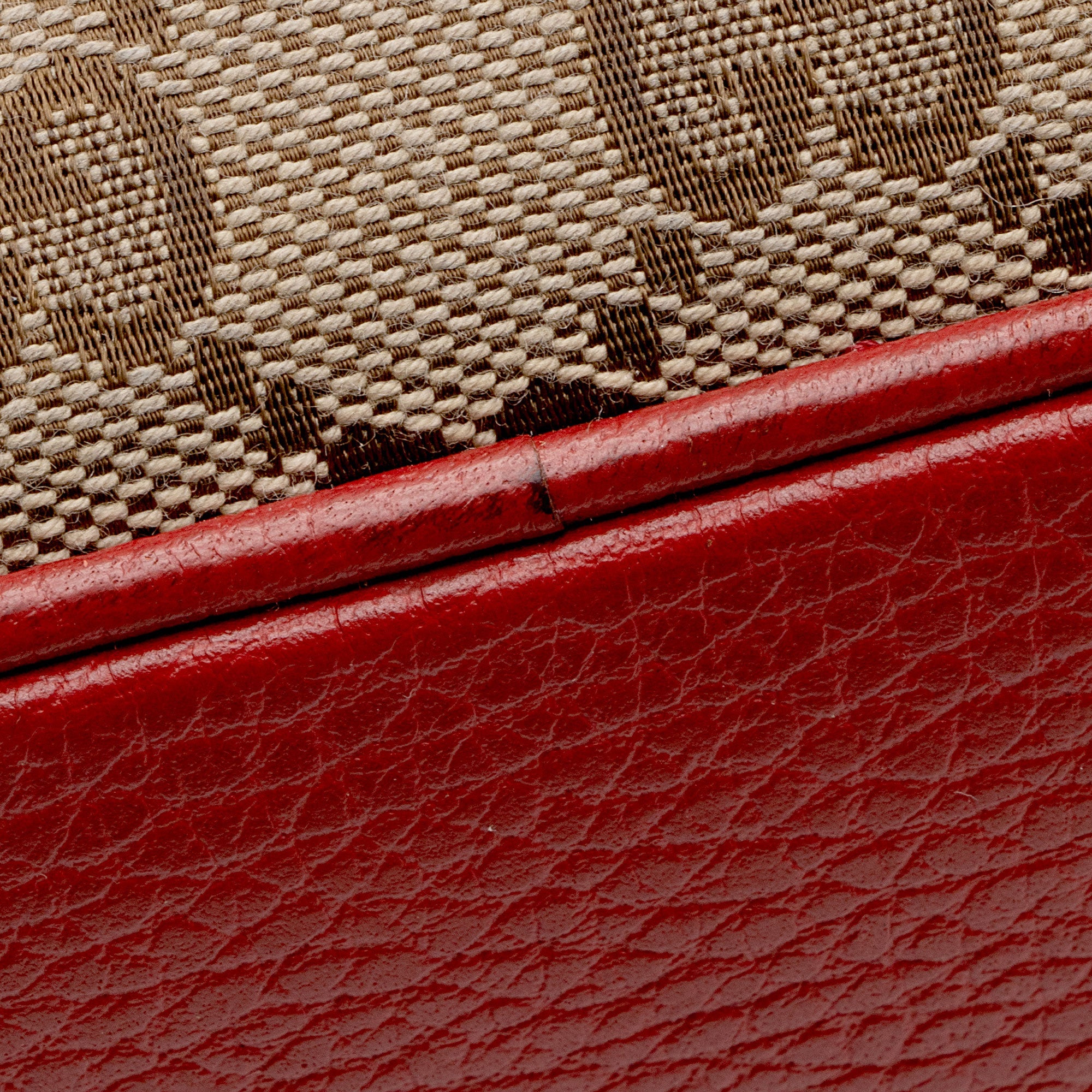 Gucci GG Canvas Bree Mini Messenger Bag (SHF-VNxIcN)