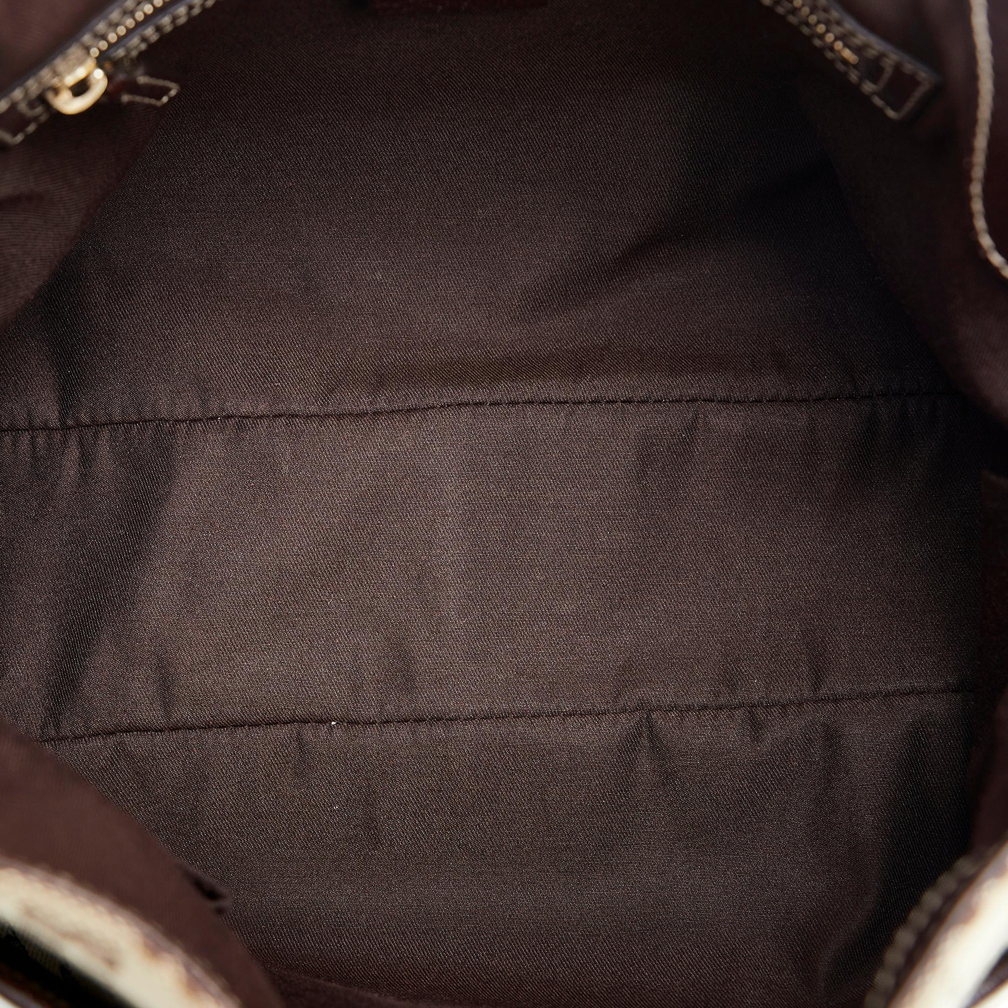 Gucci GG Canvas Charmy Shoulder Bag (SHG-GeAMUI)