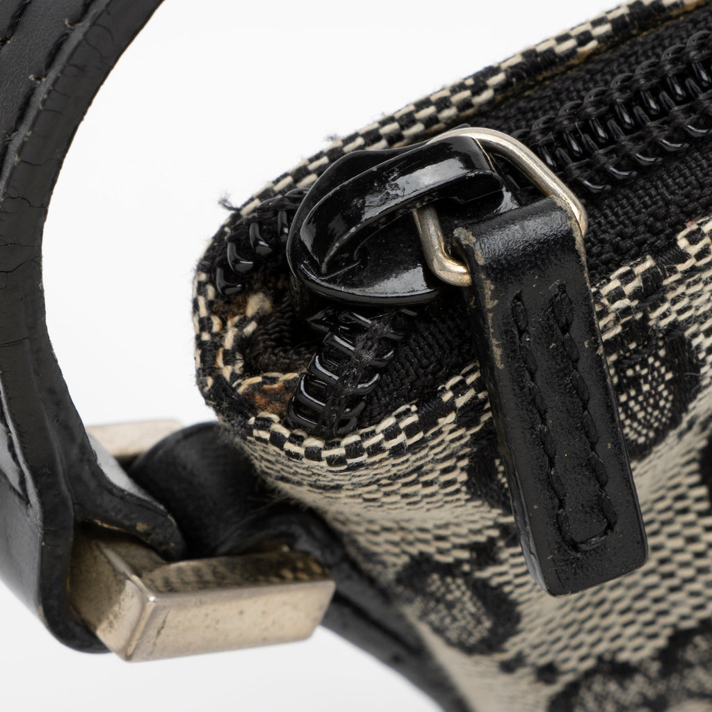 Gucci GG Canvas Classic Pochette (SHF-23662)