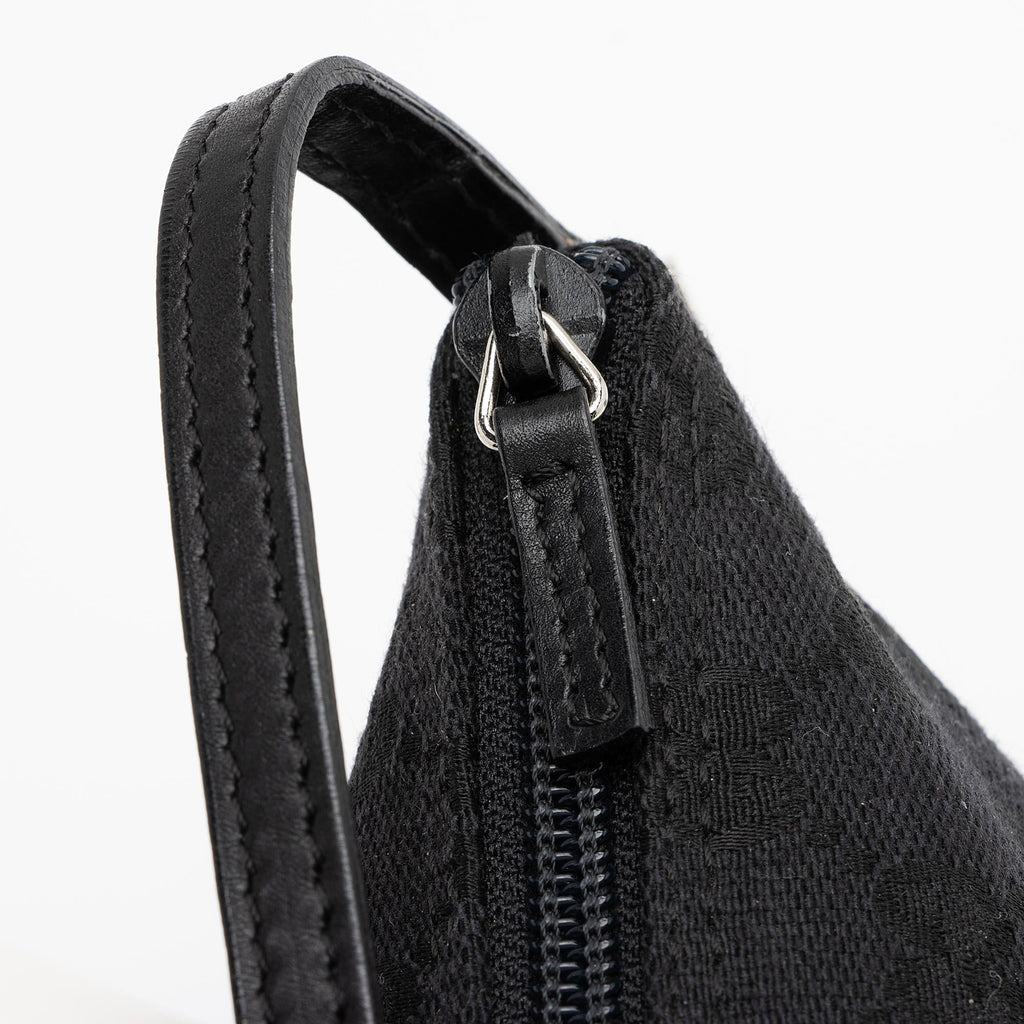 Gucci GG Canvas Classic Pochette (SHF-cCuOk2)