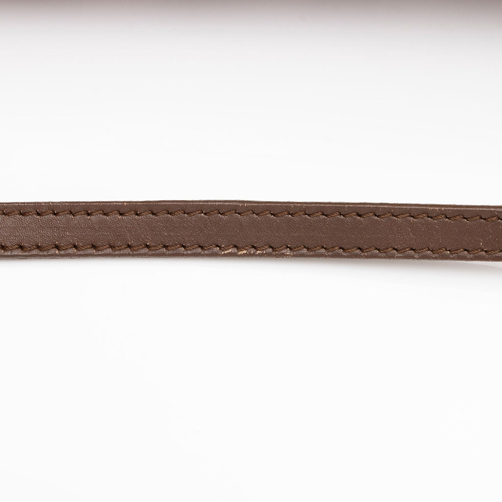 Gucci GG Canvas Classic Pochette (SHF-yWvmJf)