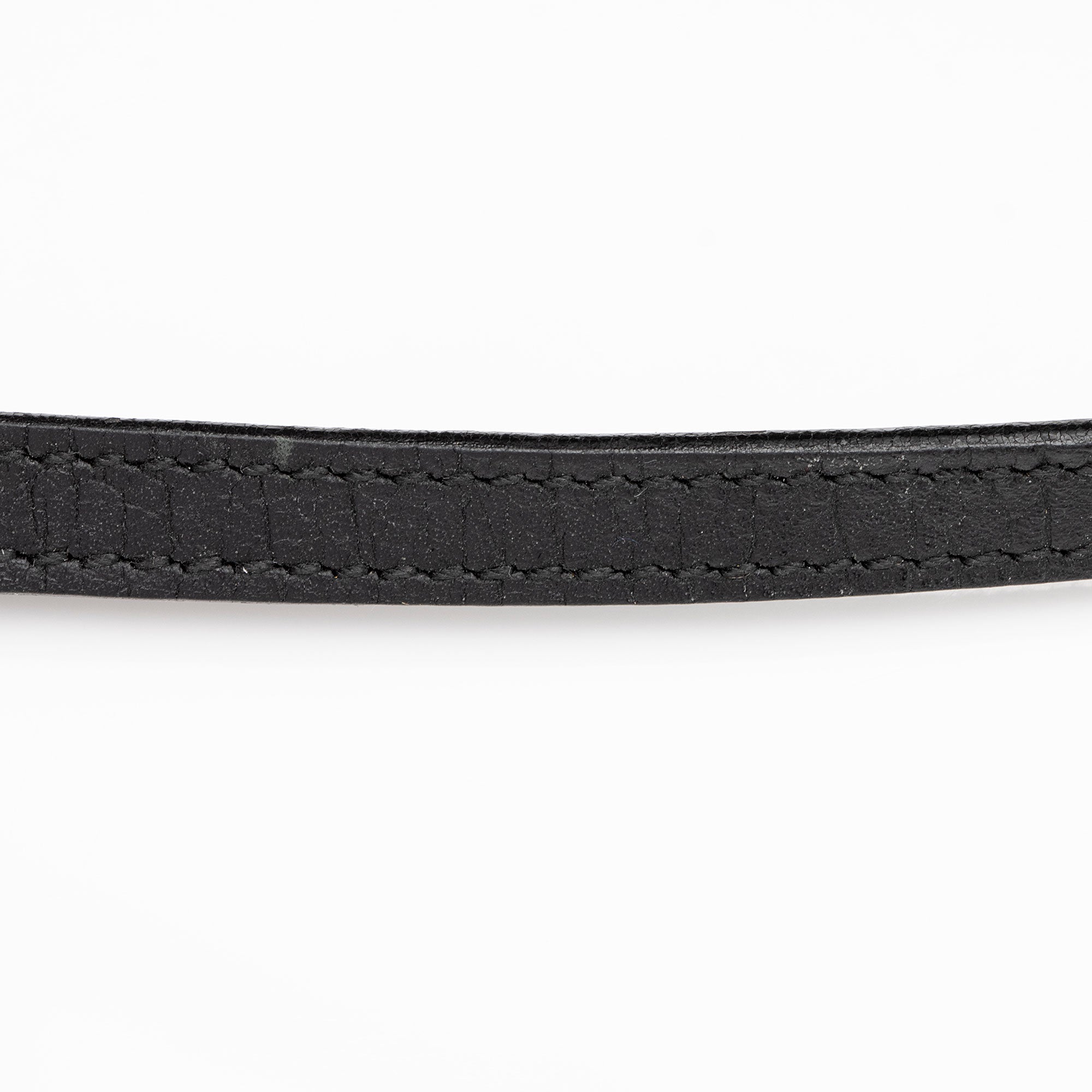 Gucci GG Canvas Classic Pochette (SHF-8YZvvs)