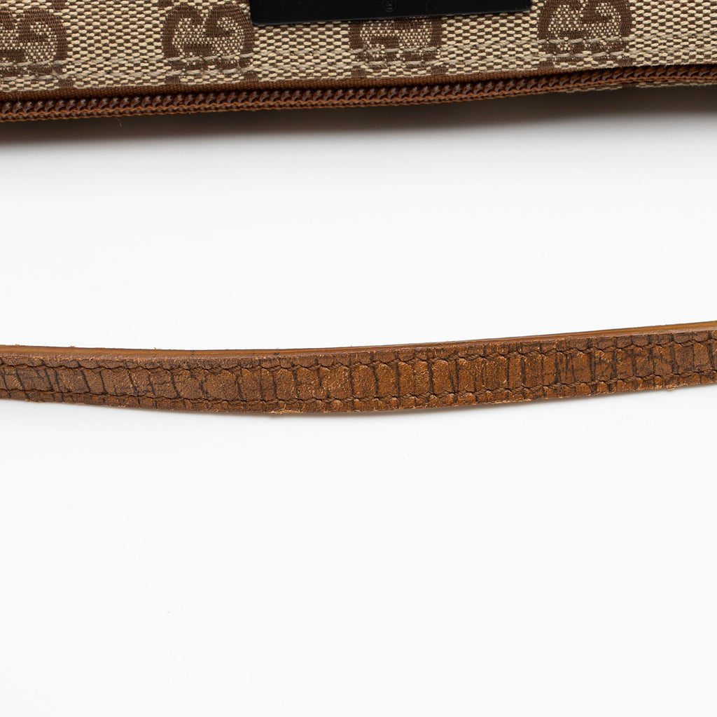 Gucci GG Canvas Classic Pochette (SHF-HgP2iI)