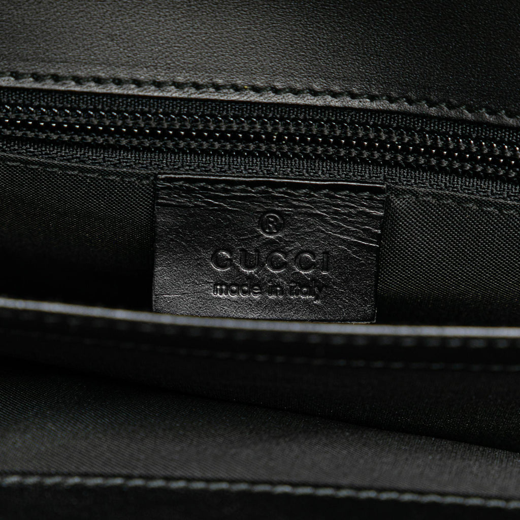 Gucci GG Canvas Clutch (SHG-tJGBgu)