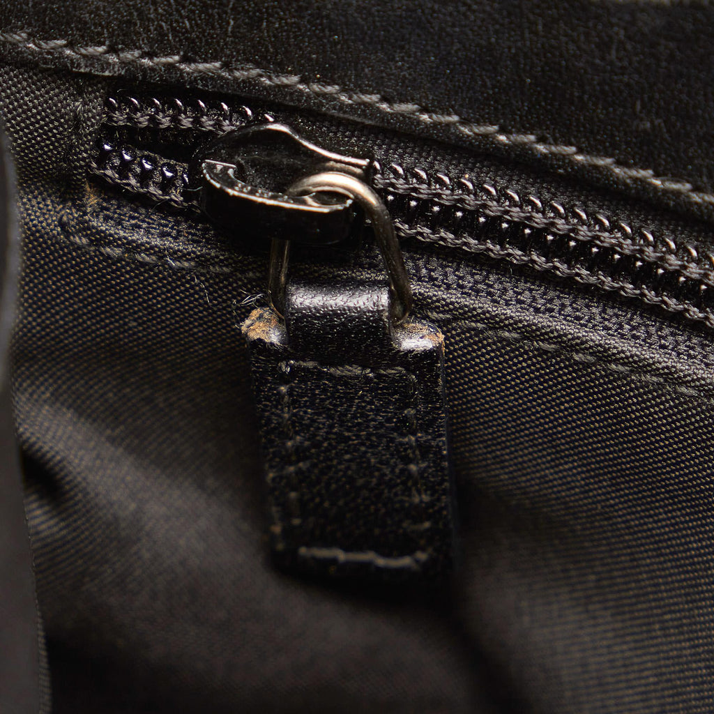 Gucci GG Canvas Crossbody Bag (SHG-32582)