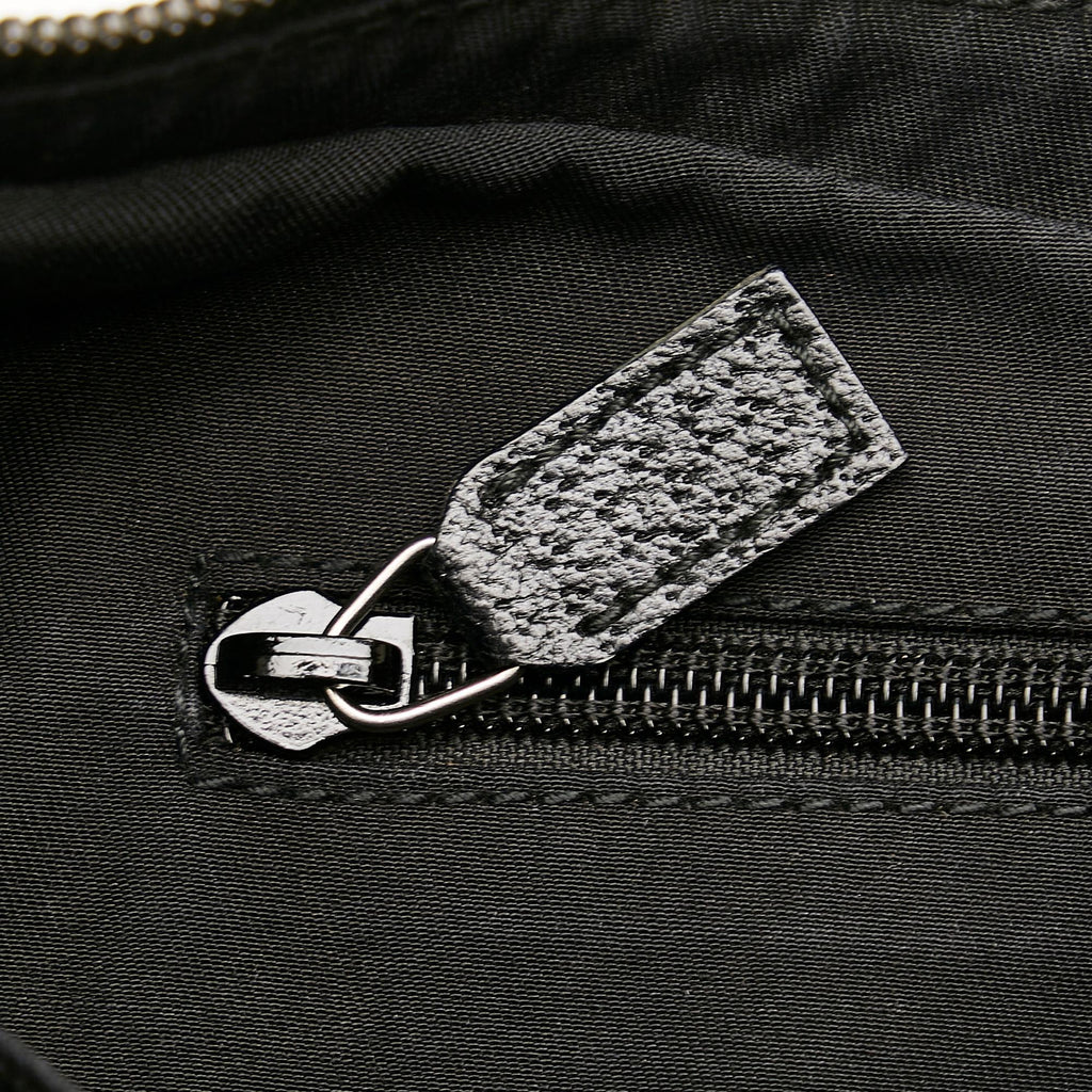 Gucci GG Canvas Crossbody Bag (SHG-Xoz7Ip)