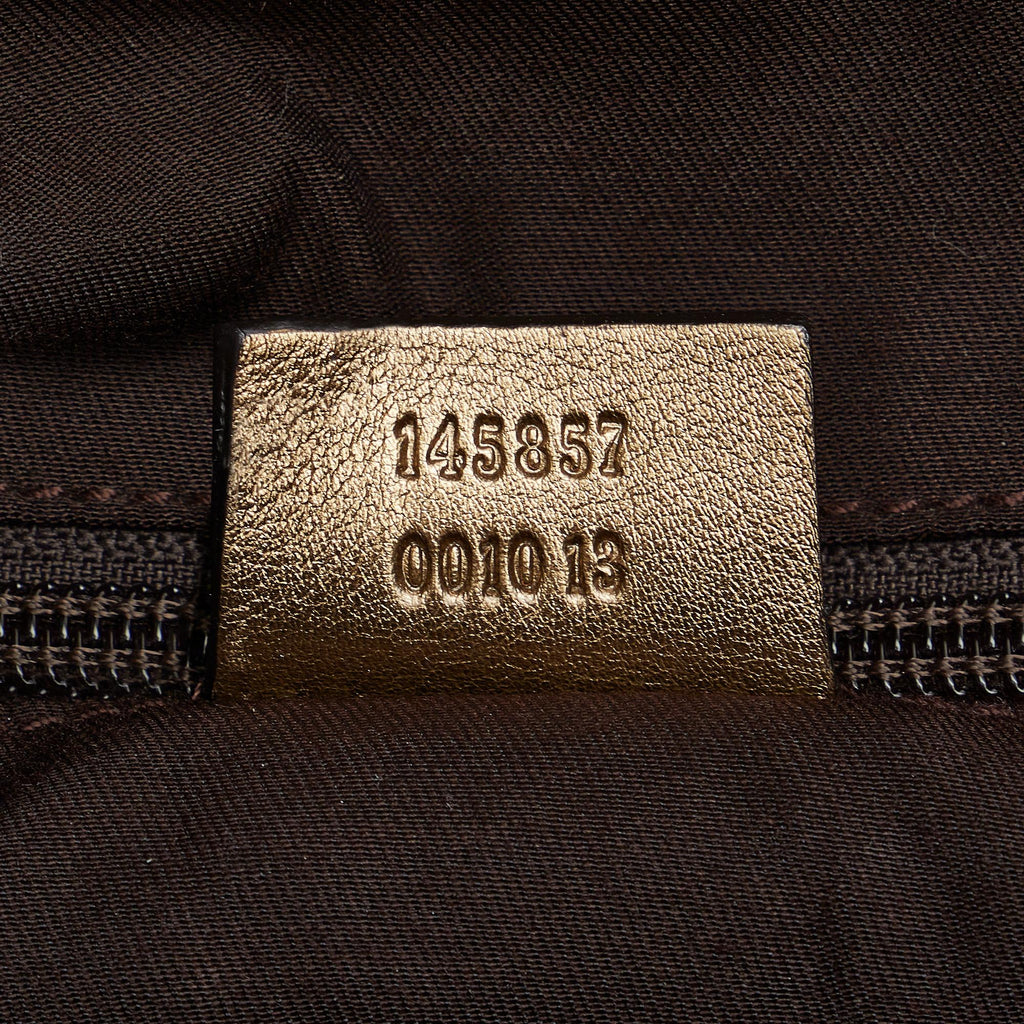 Gucci GG Canvas Crossbody Bag (SHG-am6vgN)