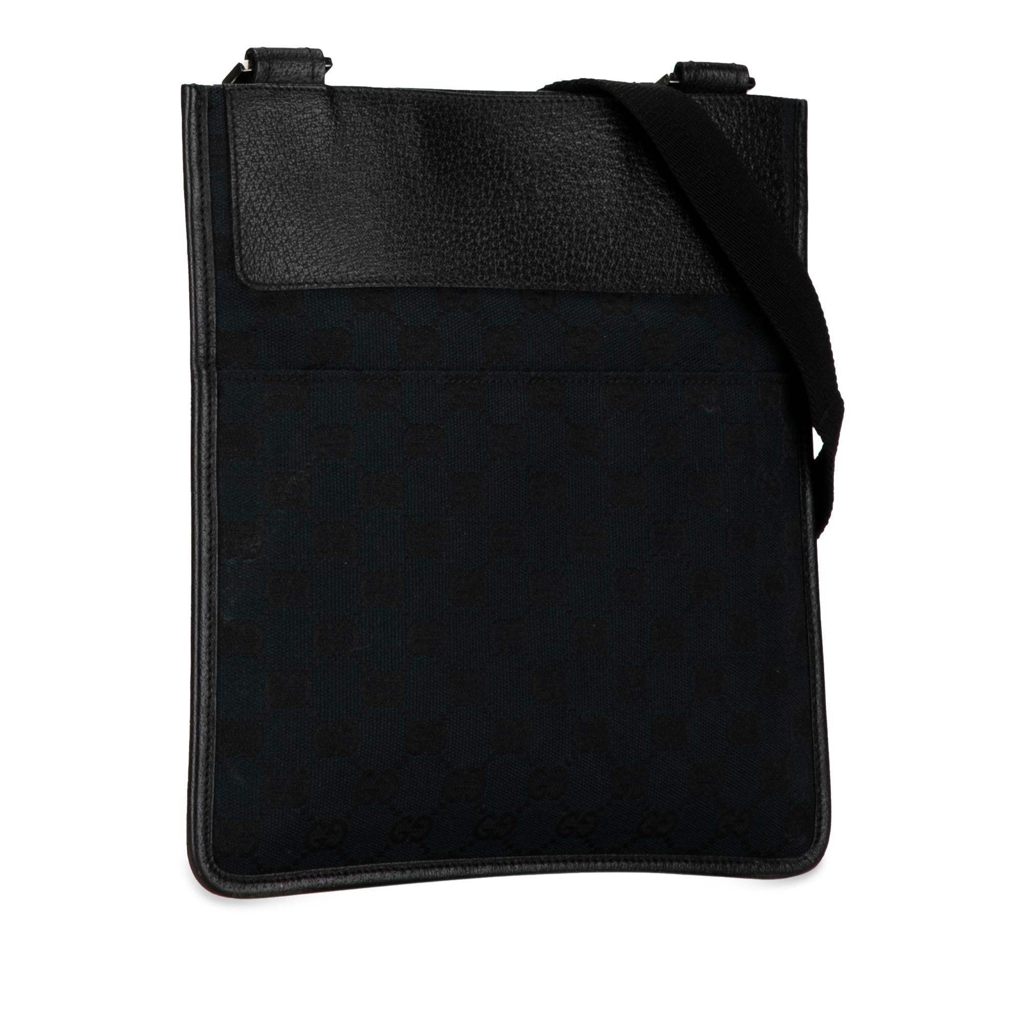 Gucci GG Canvas Crossbody (SHG-cXzYD3)