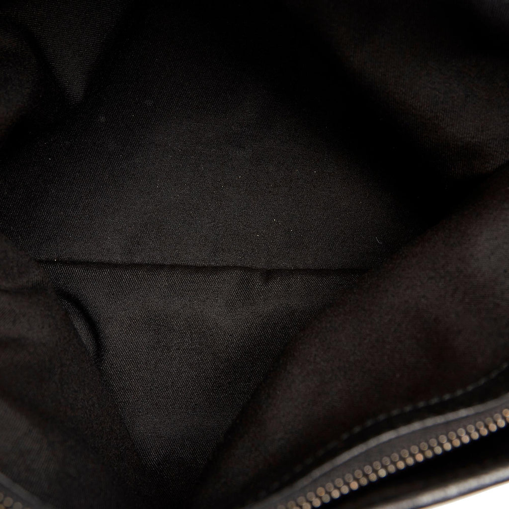 Gucci GG Canvas Eclipse Shoulder Bag (SHG-23744)