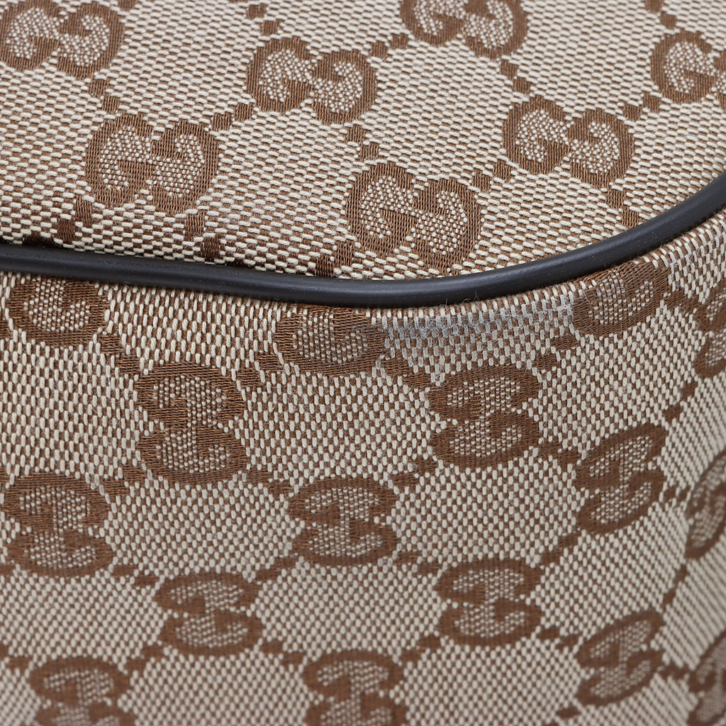 Gucci GG Canvas Flap Messenger Bag (SHF-1QqxVk)