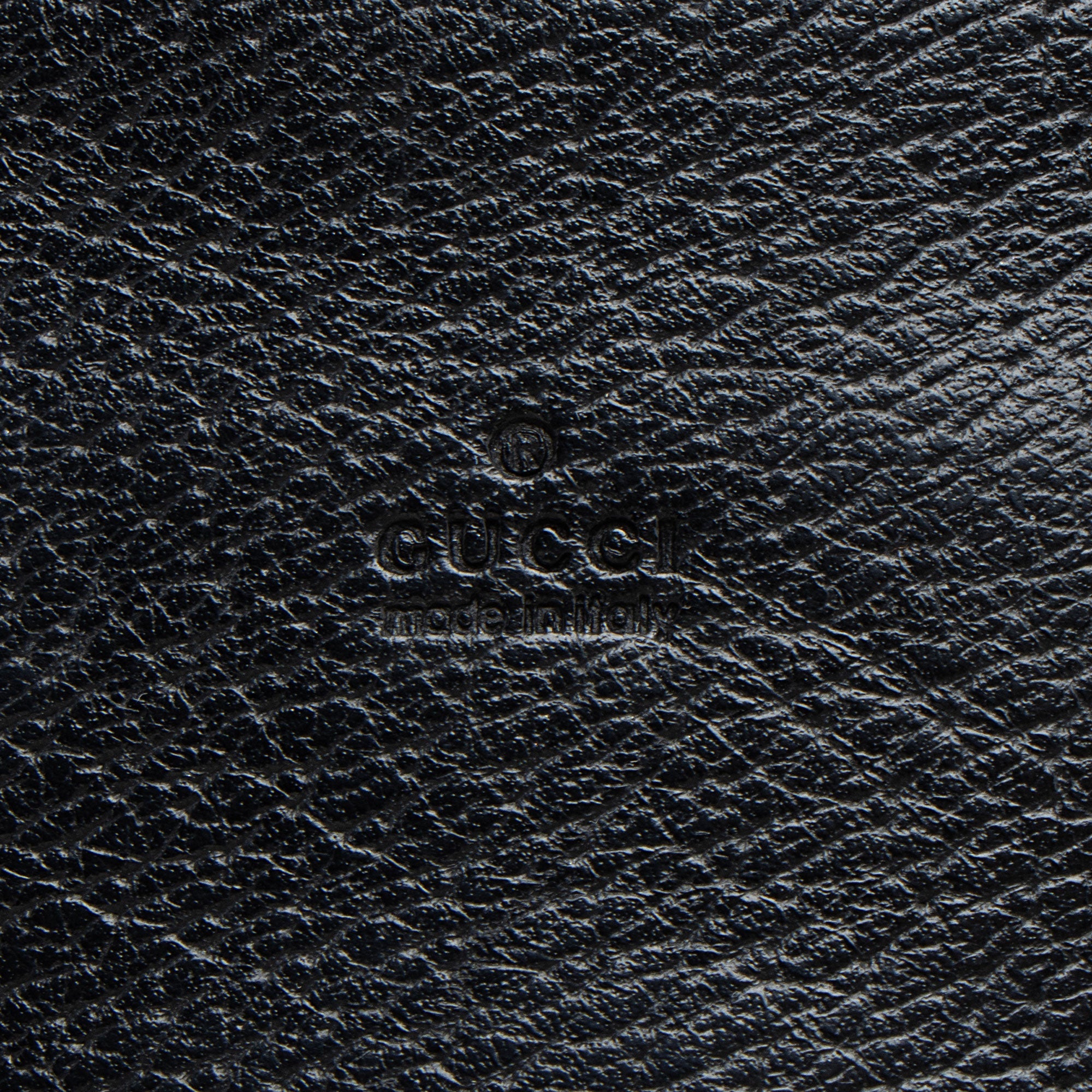 Gucci GG Canvas Flat Messenger (SHF-Br9CH5)
