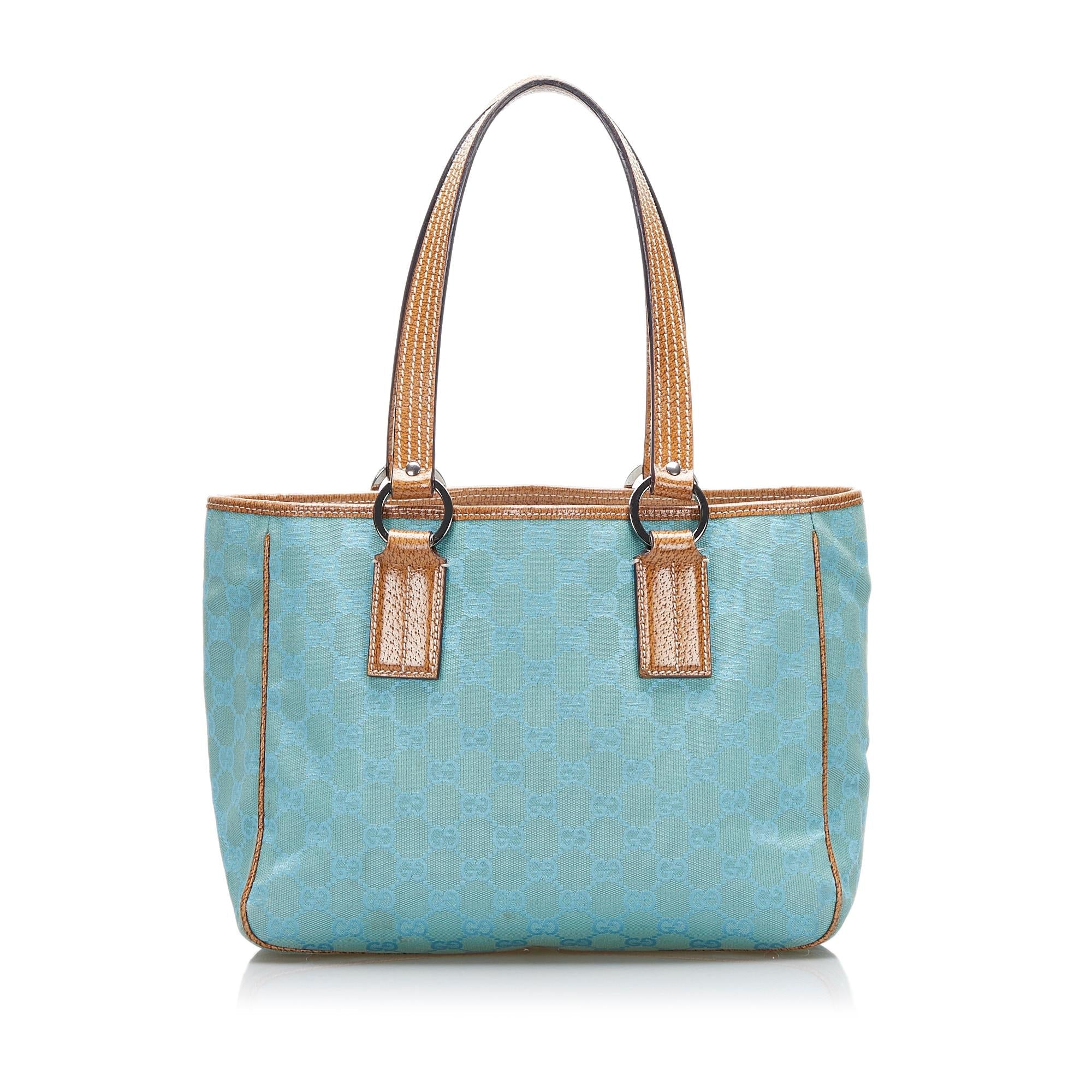 Gucci GG Canvas Handbag (SHG-FpP08A)