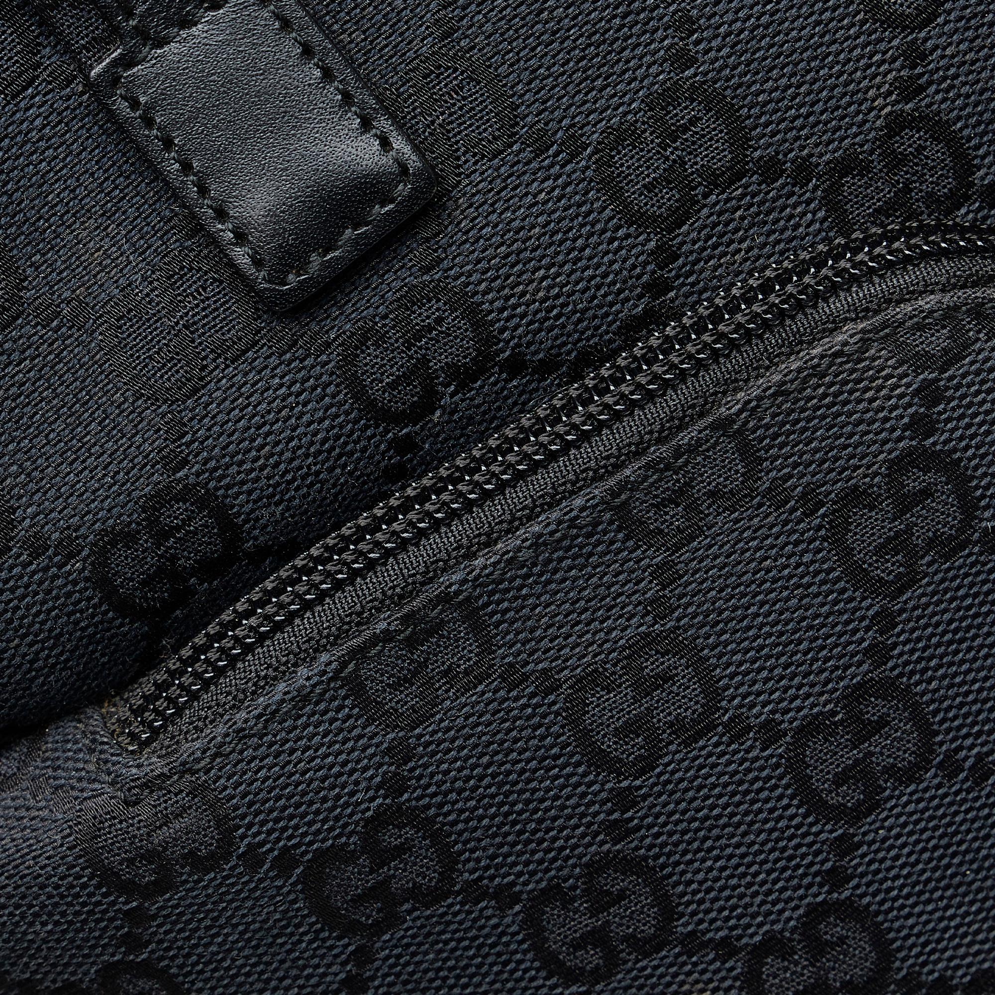 Gucci GG Canvas Handbag (SHG-uodAcB)