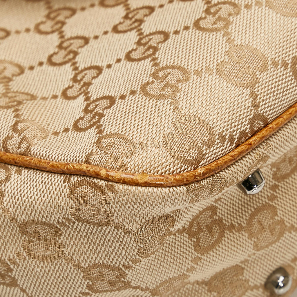Gucci GG Canvas Handbag (SHG-MJm5F0)