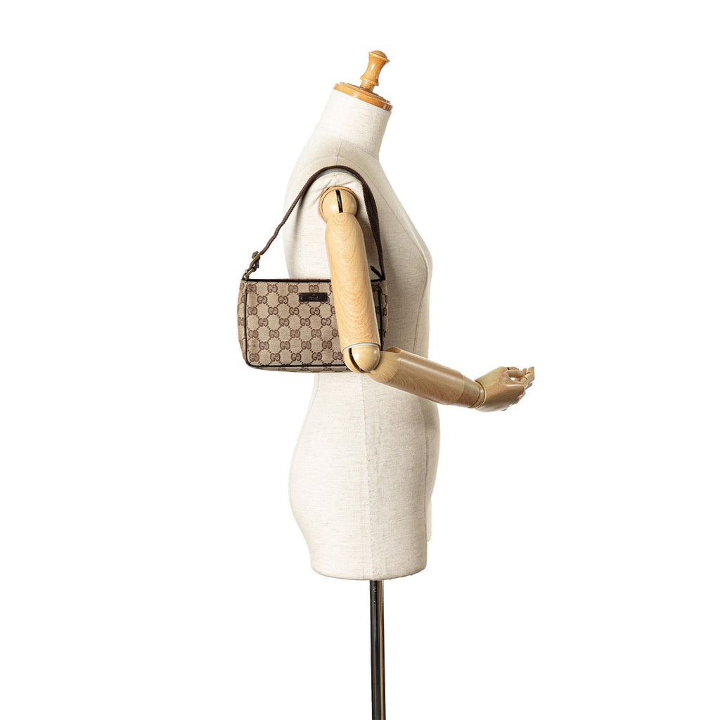 Gucci GG Canvas Handbag (SHG-B182kW)
