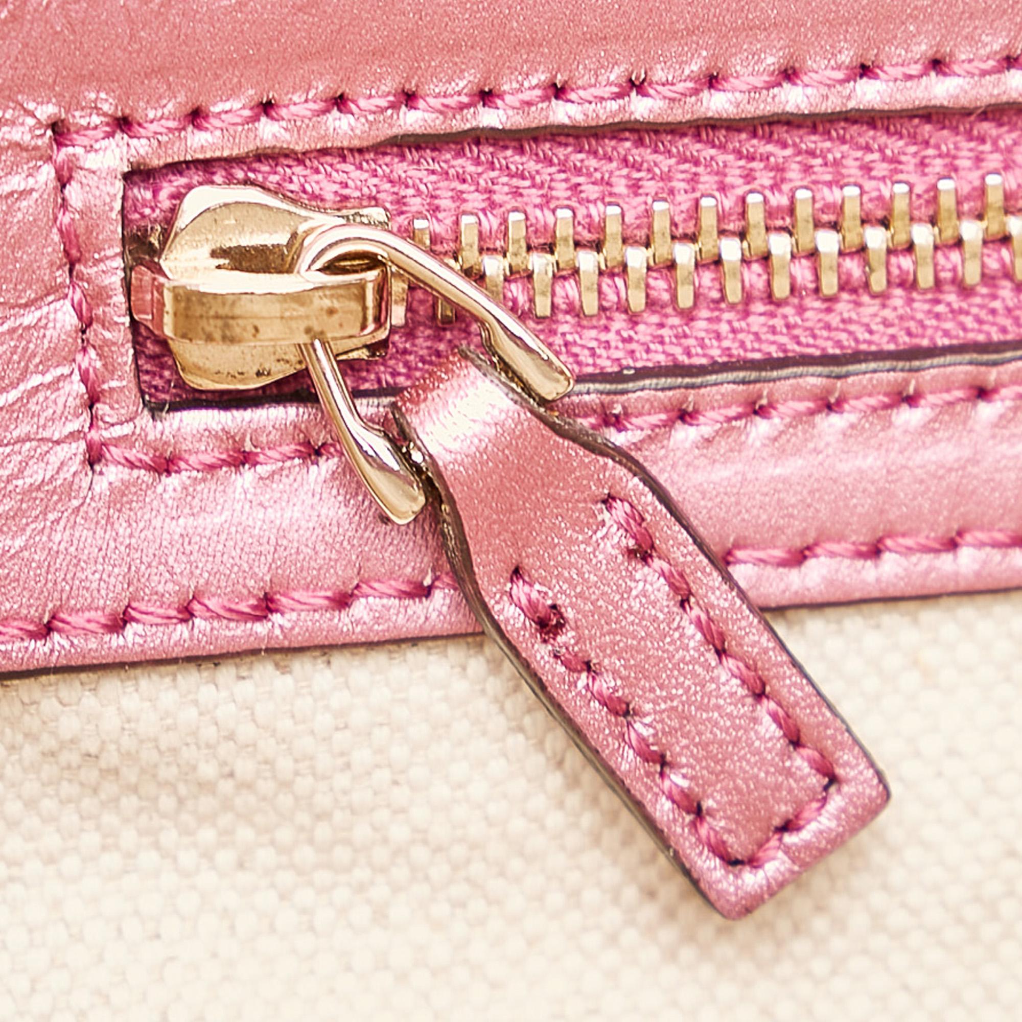 Gucci GG Canvas Heart Bit Satchel (SHG-32482)