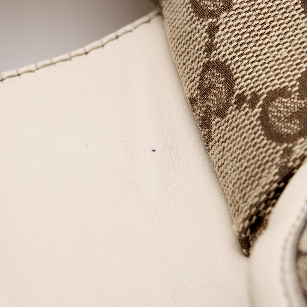 Gucci GG Canvas Messenger Belt Bag (SHF-22248)