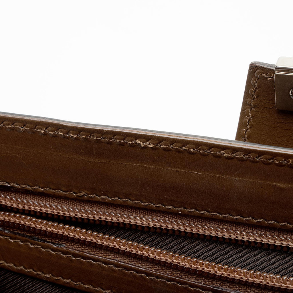 Gucci GG Canvas Padlock Top Handle Train Case (SHF-3uBuOE)